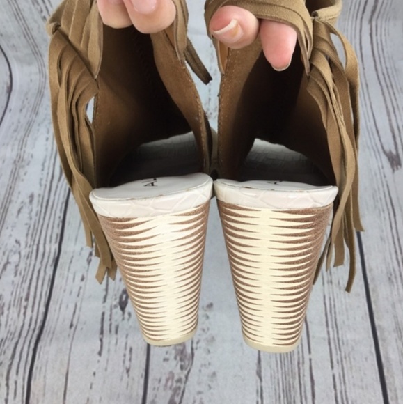 Aldo Boho Fringe Suede Ankle Bootie SIze 10 - Picture 4 of 8